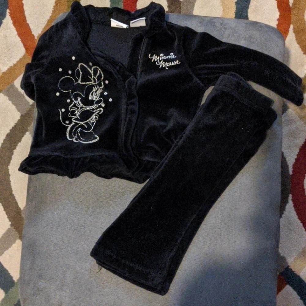 Minnie Mouse Jogger's Suit